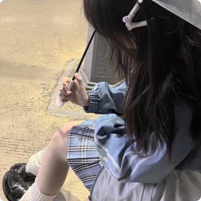 两极对立