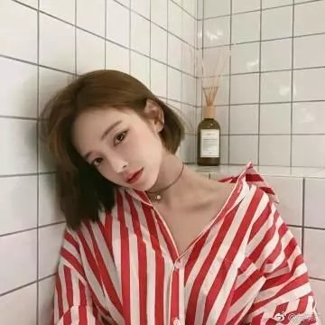 他不是我爸爸
